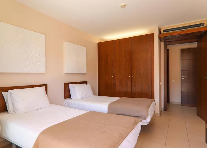 Salgados 12c アパート Galé